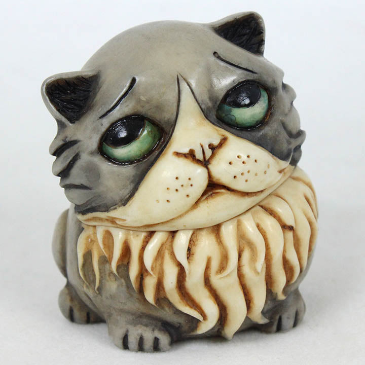 Harmony Ball Kingdom Kitling cat kitten, front view