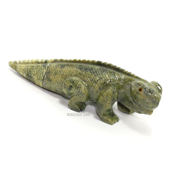 two-tone serpentine stone iguana sculpture figurine - front, right side view