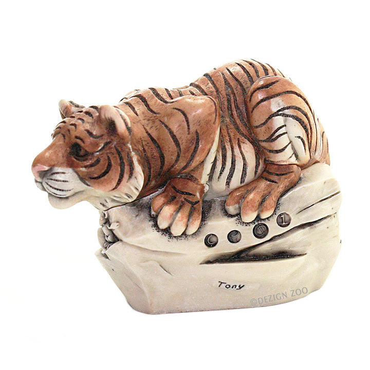 harmony kingdom leaps and bounds tiger alt view